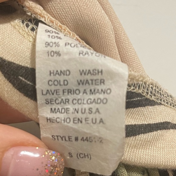 NWT Fiora Strapless Dress with Belt - Small - Picture 10 of 12